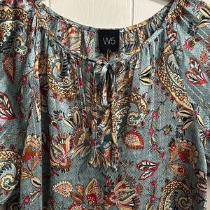 W5 Women's Floral Paisley Blouse - Blue and Red